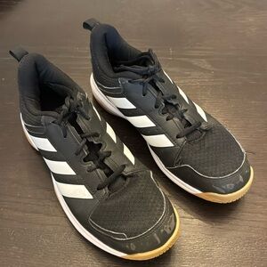 Adidas women’s Ligra US 9.5. Volleyball court shoes.